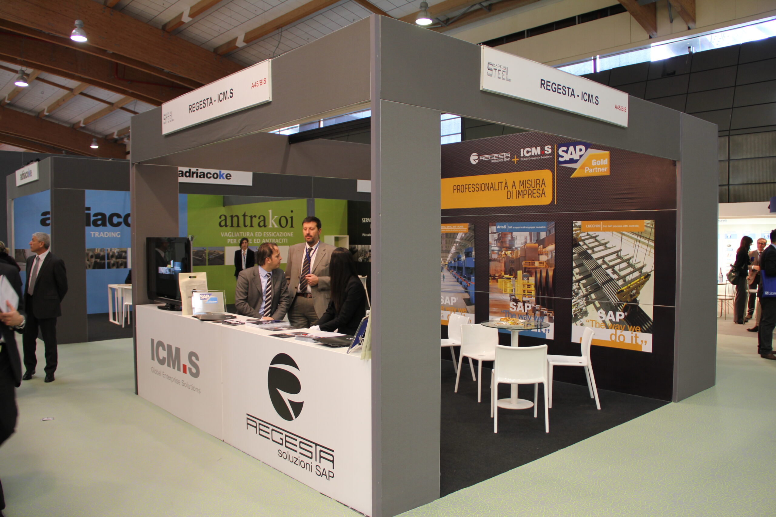 stand regesta made in steel 2011