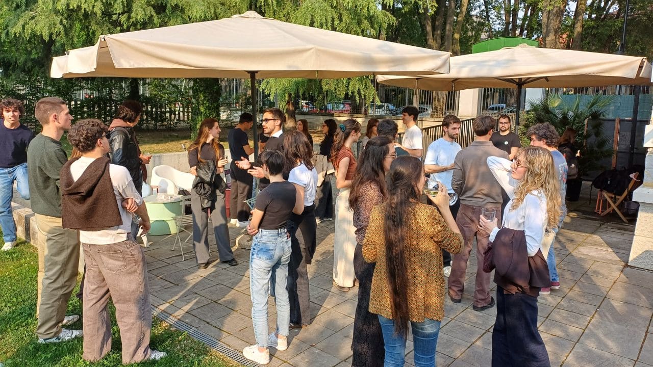 regesta happy hour - aprile 2026