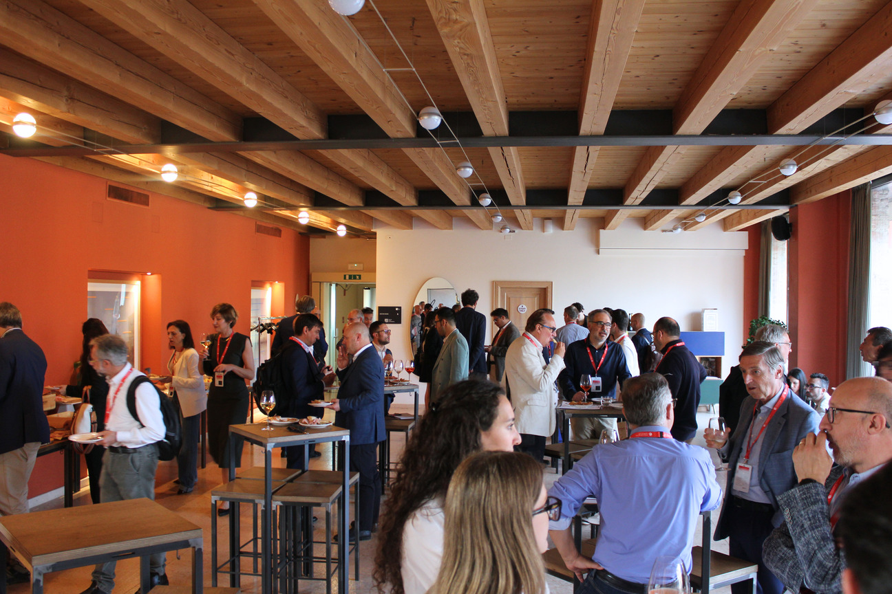 networking cocktail – re-next convention regesta networking cocktail - re-next convention regesta